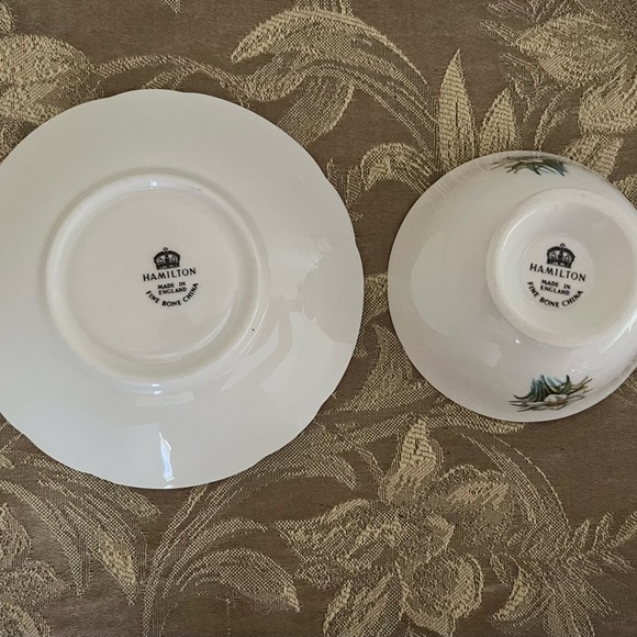 Vintage Hamilton Daisy Teacup & Saucer - Picture 7 of 11